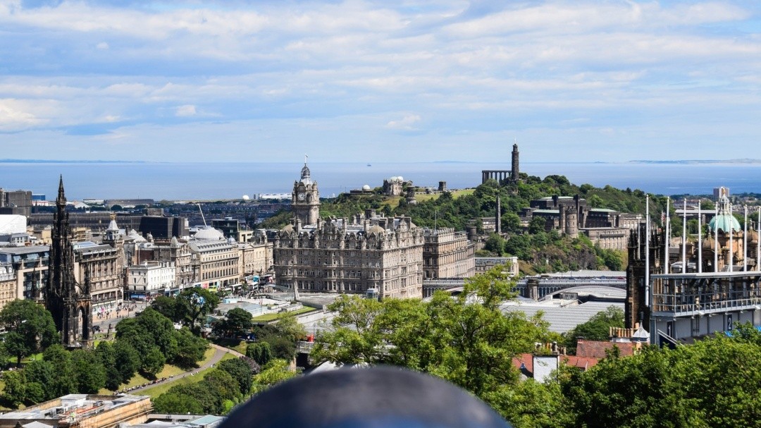 8 Awesome Destinations for Food Lovers - Edinburgh, Scotland