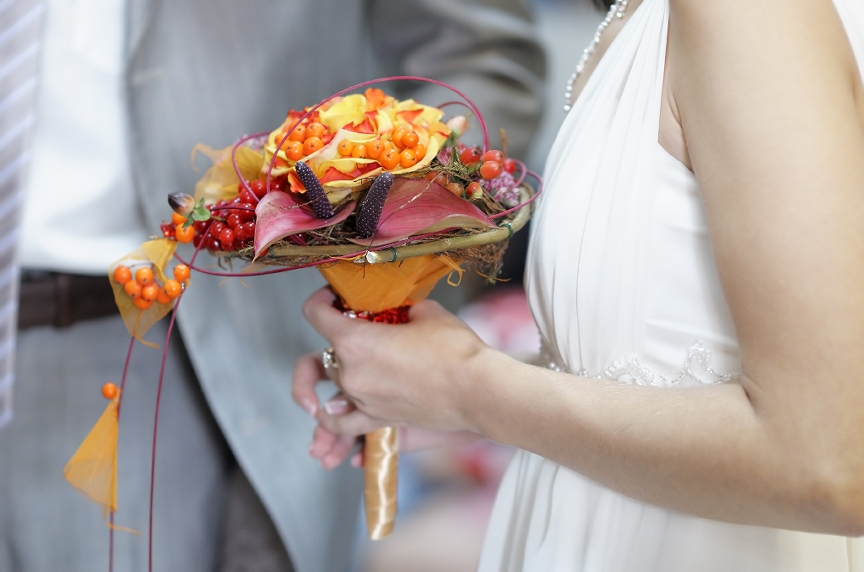 Cranberry, Latte, and Red fall wedding colors