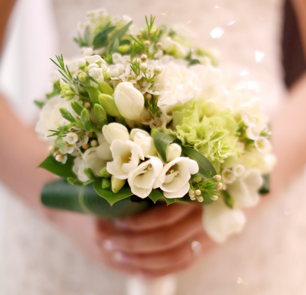 Gray Silver and White fall wedding colors