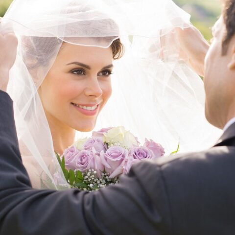 10 Fantastic Wedding Traditions and Their Origins