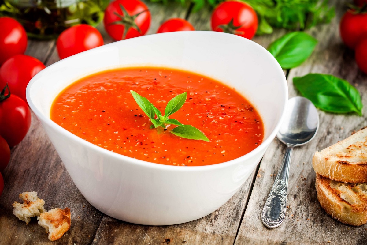 Sweet Corn and Tomato Soup