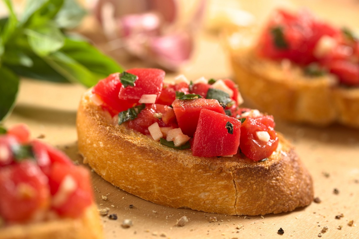 Tomato bruschetta