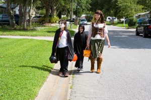 10 Negative and Positive Things Halloween Can Teach Your Kids