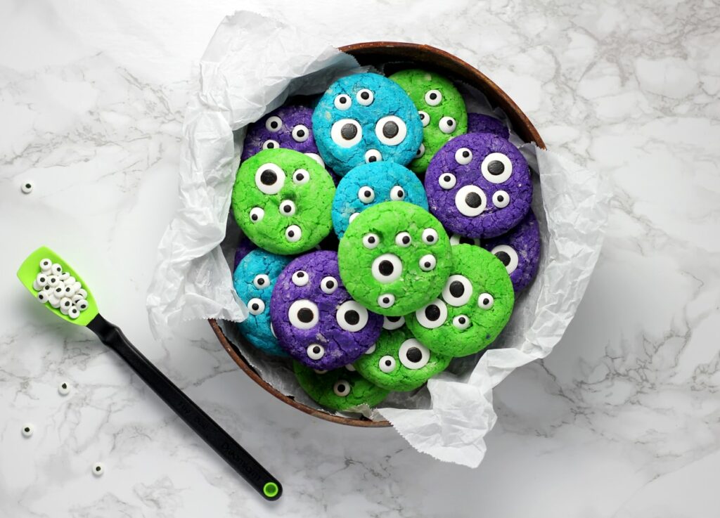 12 Spooktacularly Fun Halloween Treats