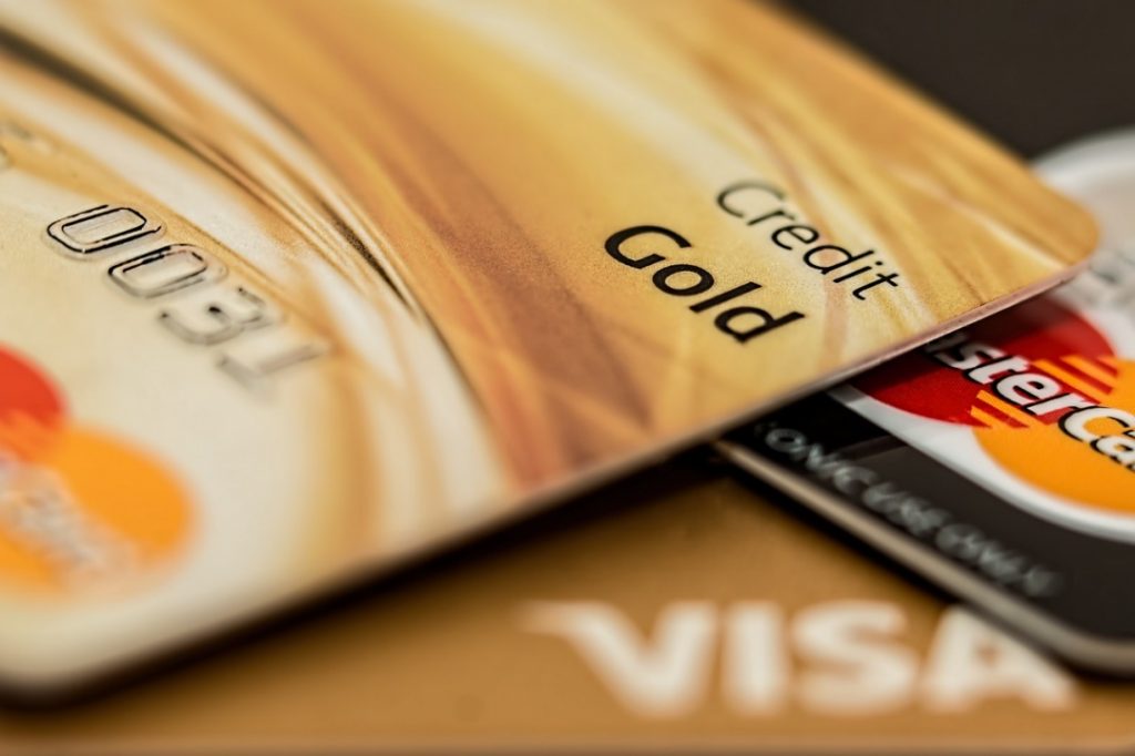 Things to Consider When Applying for a Credit Card