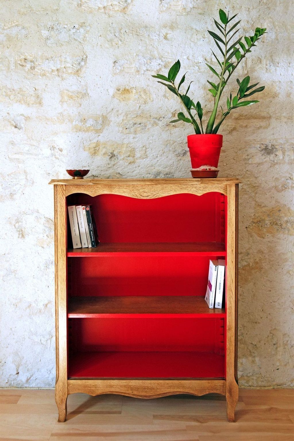 Turning an old dresser into a bookshelf