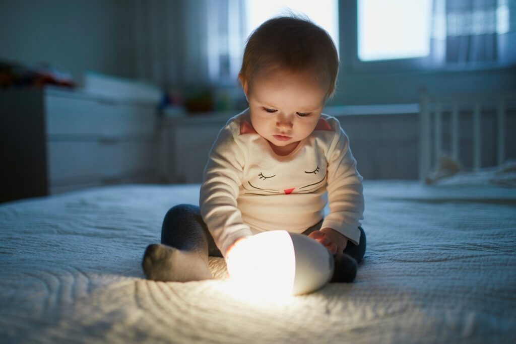 10 Fun Nightlights for Your Child's Room