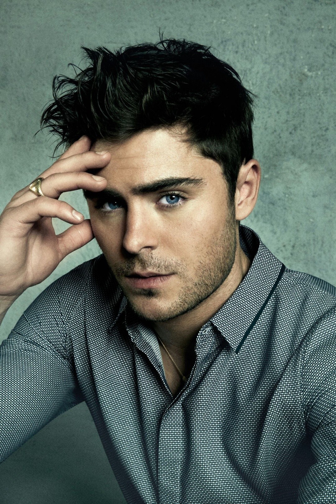 Zac Effron 10 Celebrities with the Extremely Gross Hygiene Practices