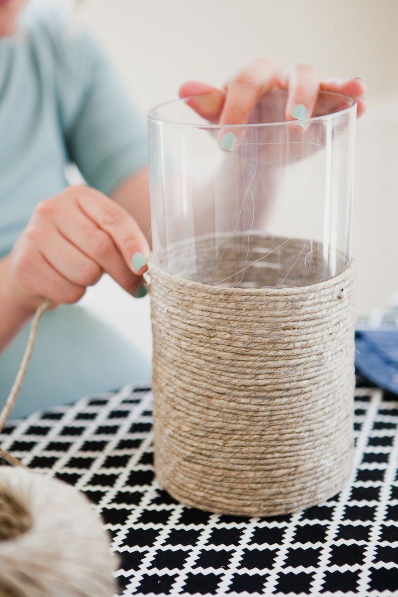 A gorgeous vase made of rope 2