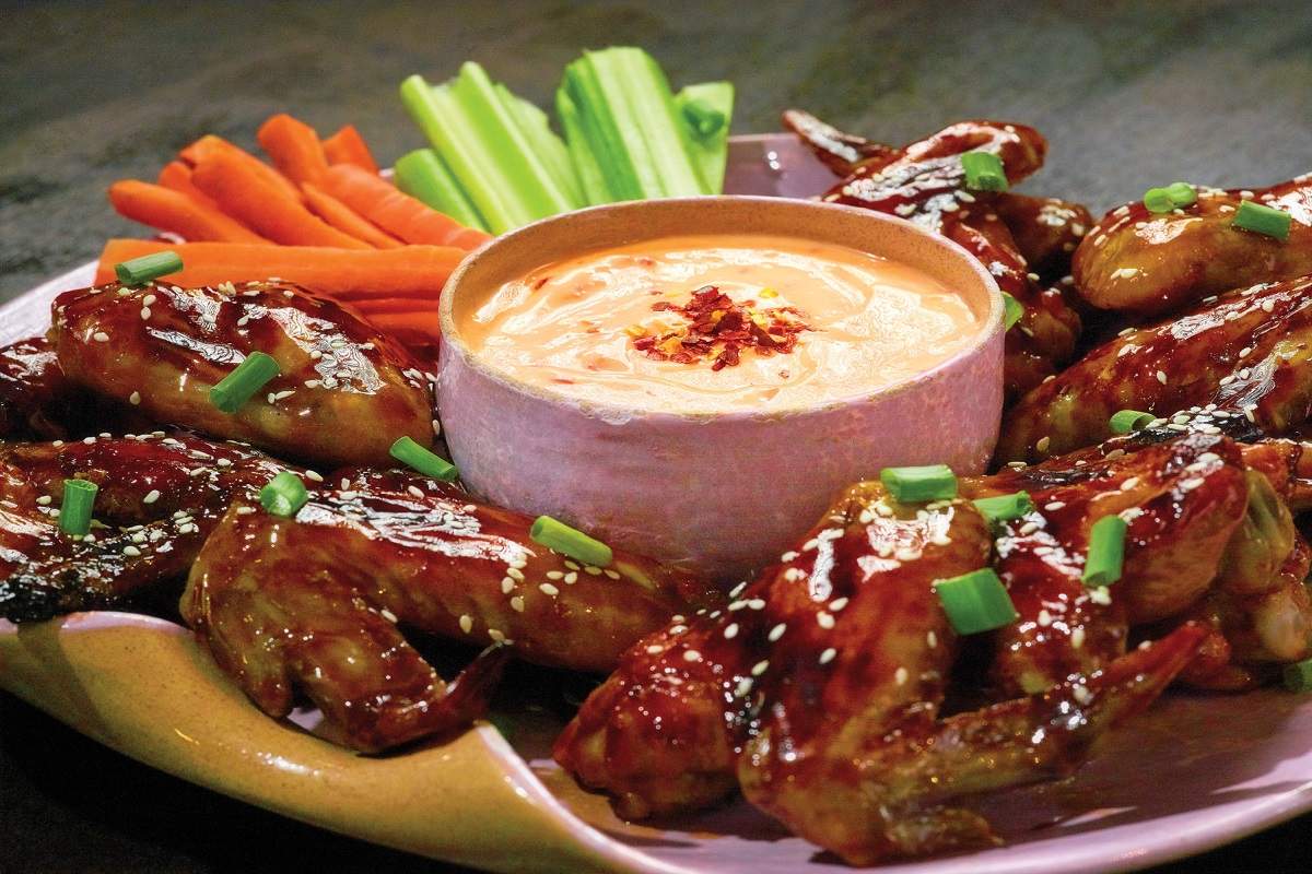 Glazed chicken wings, Asian-style