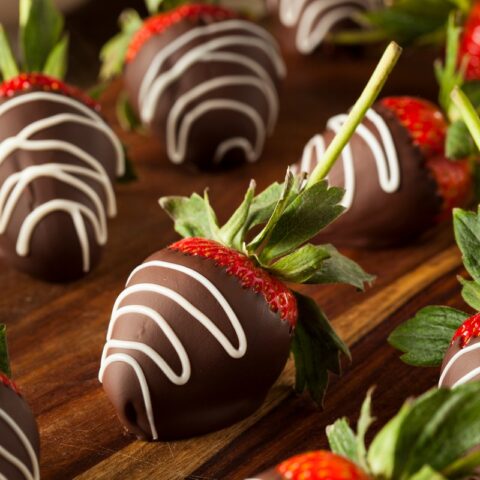 Recipe for Chocolate-Dipped Strawberries