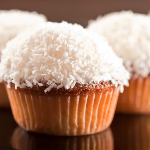 Recipe for Coconut Cupcakes with Cream Cheese Frosting