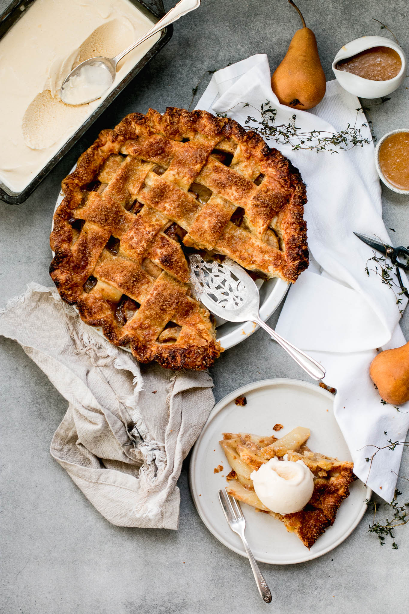 Caramel Pear Pie