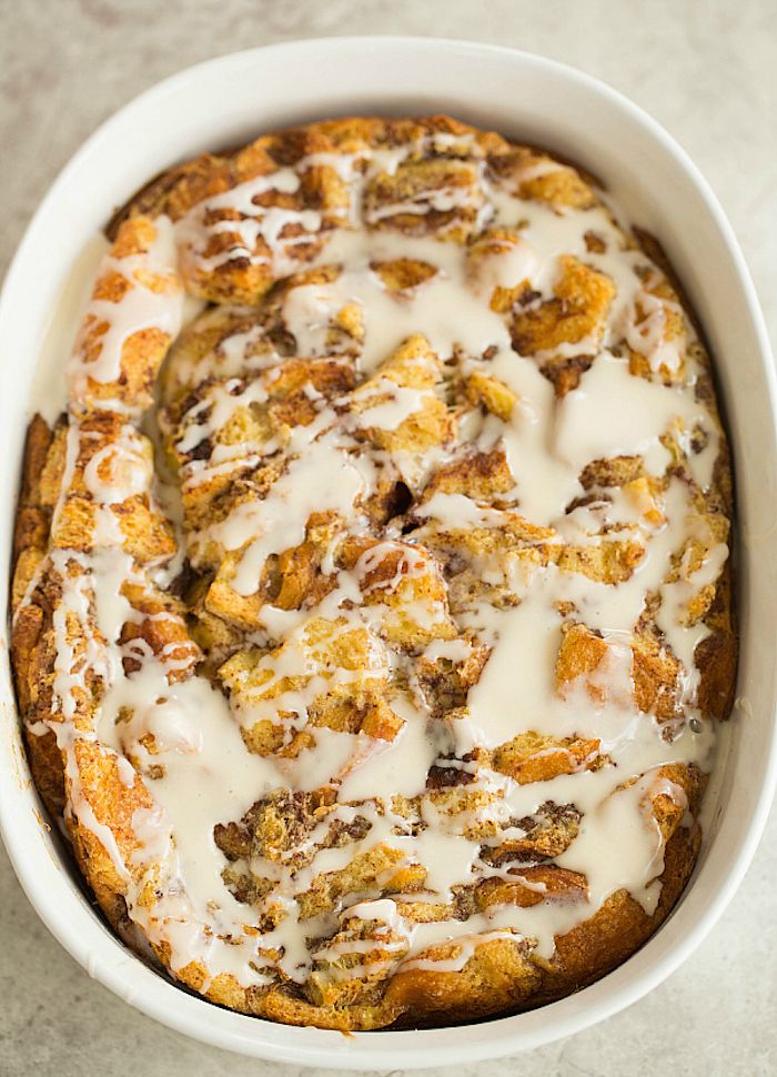 Cinnamon Roll-Pear Bread Pudding