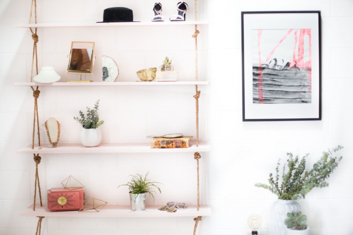 Cute, rope-suspended shelves