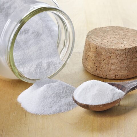 10 Amazing Beauty Uses for Baking Soda