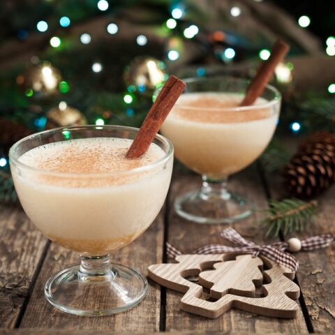 15 Christmas Coctails Infographics