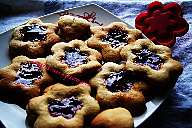 Meal photo - Biscuits with Quince Jelly