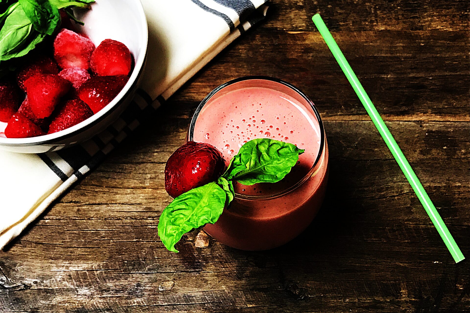 Meal photo - Strawberry-Basil Kefir Smoothie