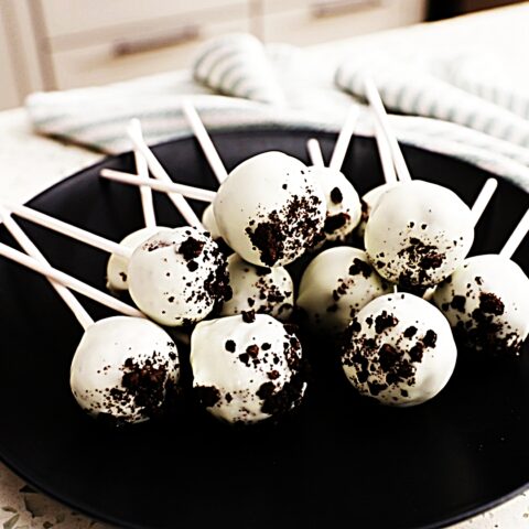 Meal photo - Cookies and Cream Cake Pops