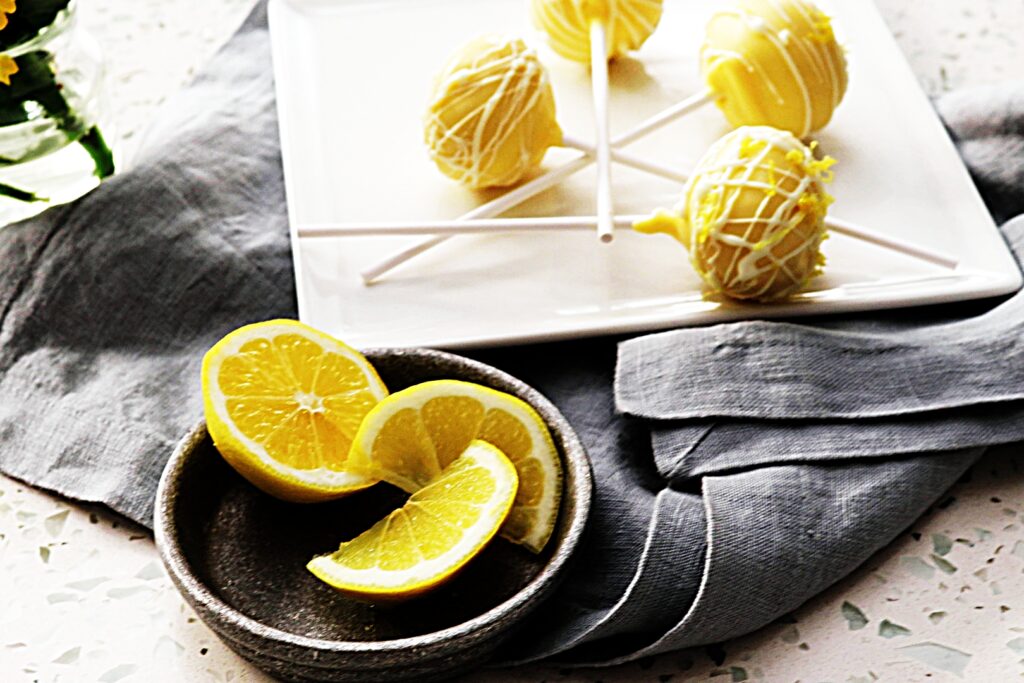 Meal photo - Lemon Cake Pops