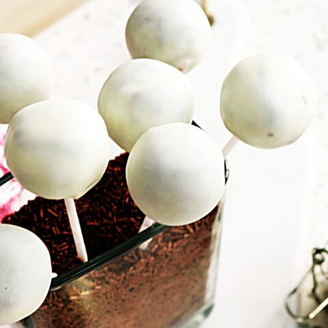 Meal photo - Red Velvet Cake Pops