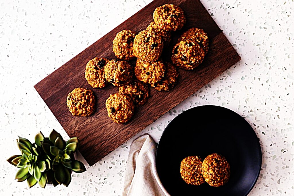 Meal photo - Vegan Oatmeal Raisin Cookies