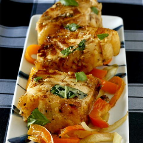 Medallions of Sea Bass in Lime Garlic Sauce