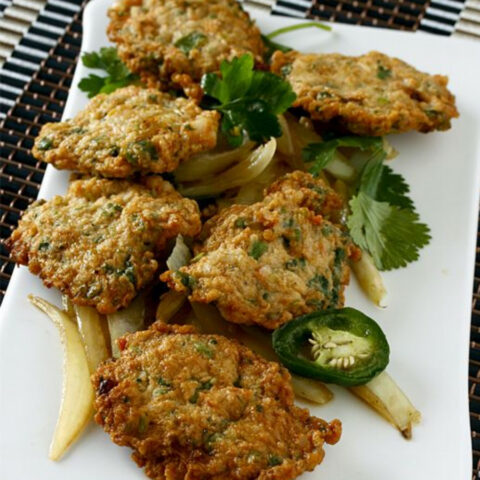 Cha Tom Recipe (Vietnamese Shrimp Cakes)