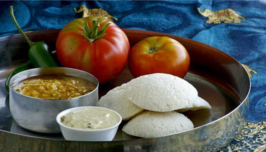 Idli Recipe with Coconut Chutney