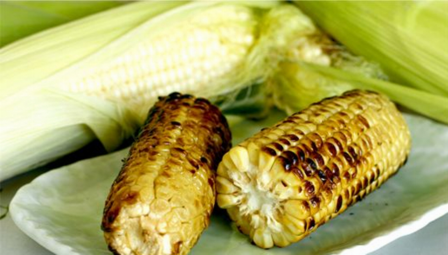 Fire-Roasted Corn in Miso Butter (Grilled Corn on the Cob)