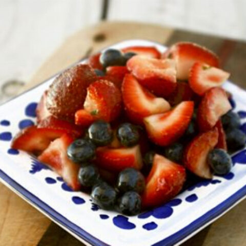 Strawberry and Blueberry Fruit Salad Recipe (Coupe Fraises Myrtilles)