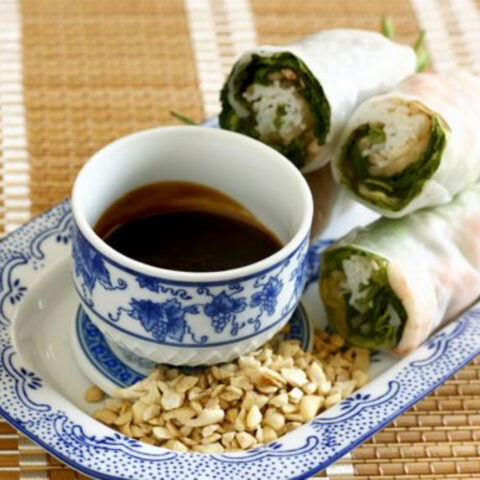 Vietnamese Peanut Hoisin Dipping Sauce Recipe (Tuong Goi Cuon)