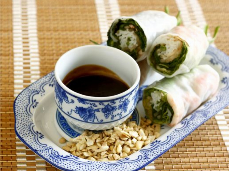 Vietnamese Peanut Hoisin Dipping Sauce Recipe (Tuong Goi Cuon)