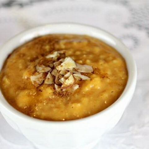 Pumpkin Oatmeal Recipe: How You Should Be Starting Your Monday