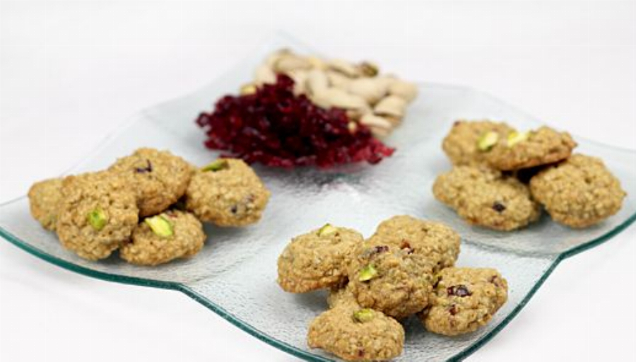 Cranberry Oatmeal Cookies with Pistachios