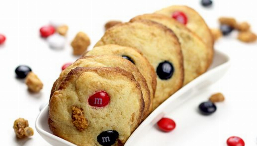 M&M Cookies with Toffee Peanuts