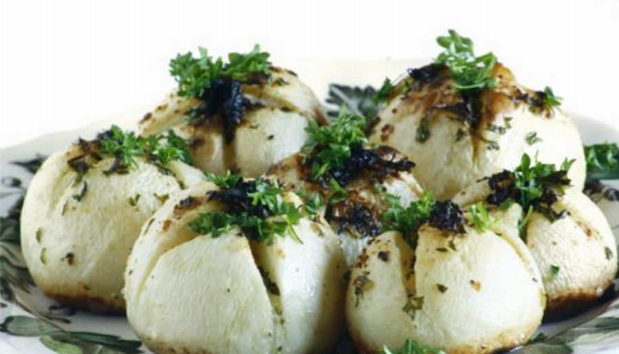 Navets Persilles (Roasted Turnips in Tarragon Parsley Butter)