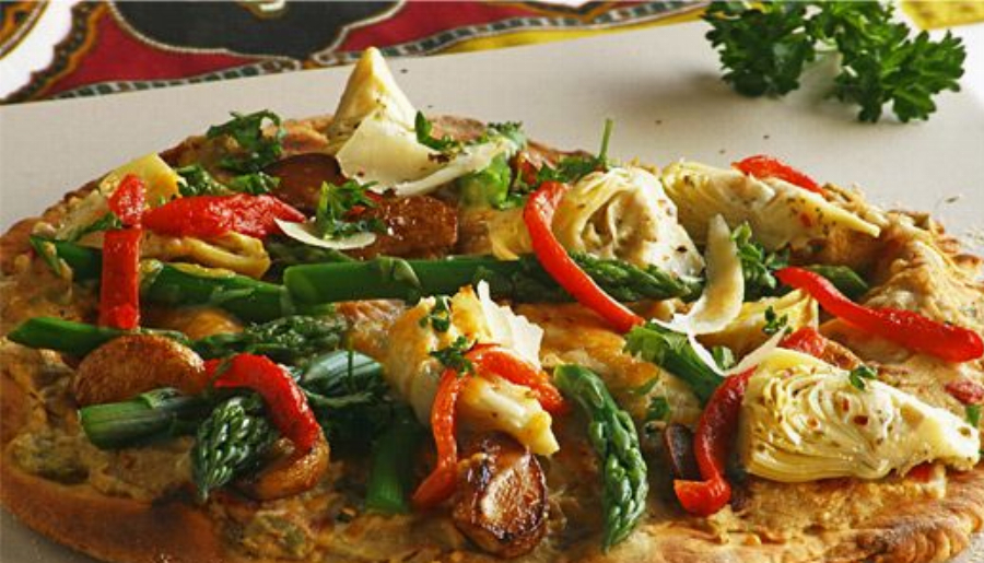 Summer Vegetables and Hummus Pizza