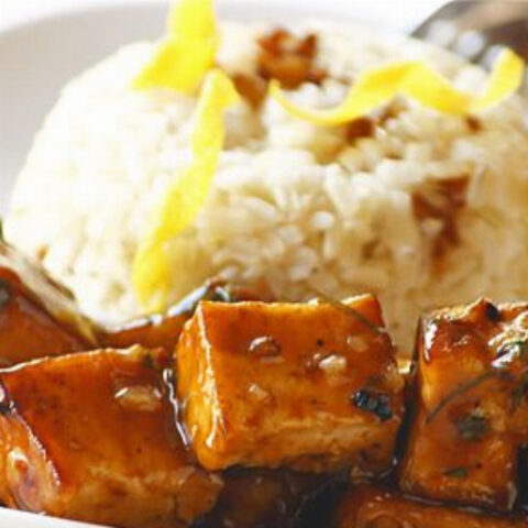 Orange-Flavored Fried Tofu with Water Chestnuts