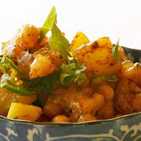 Sabudana Khichdi (Indian Sago and Potato Snack)