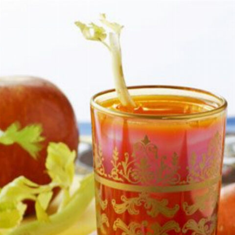 Fresh Ginger Apple Celery Carrot Juice