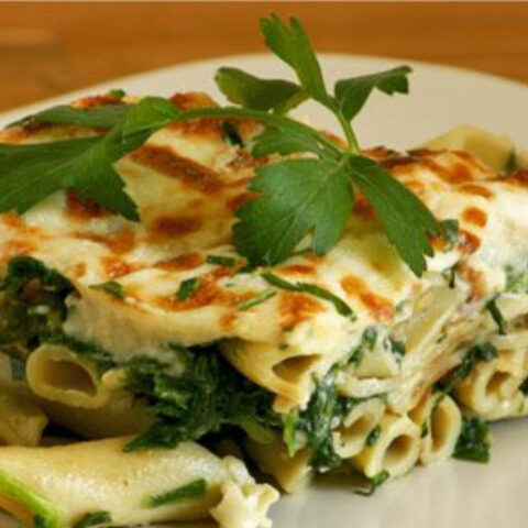 Baked Spinach Penne Pasta (Gratin de Pates Aux Epinards)