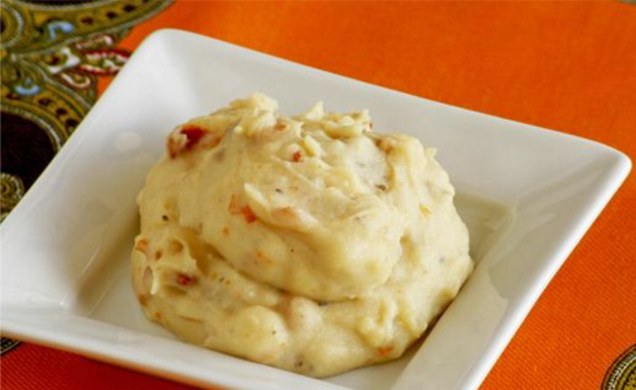 Fluffy Roasted Garlic Mashed Potatoes