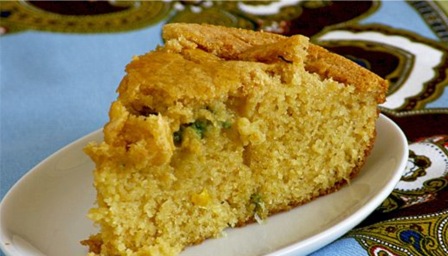 How to Make Super Moist Cornbread