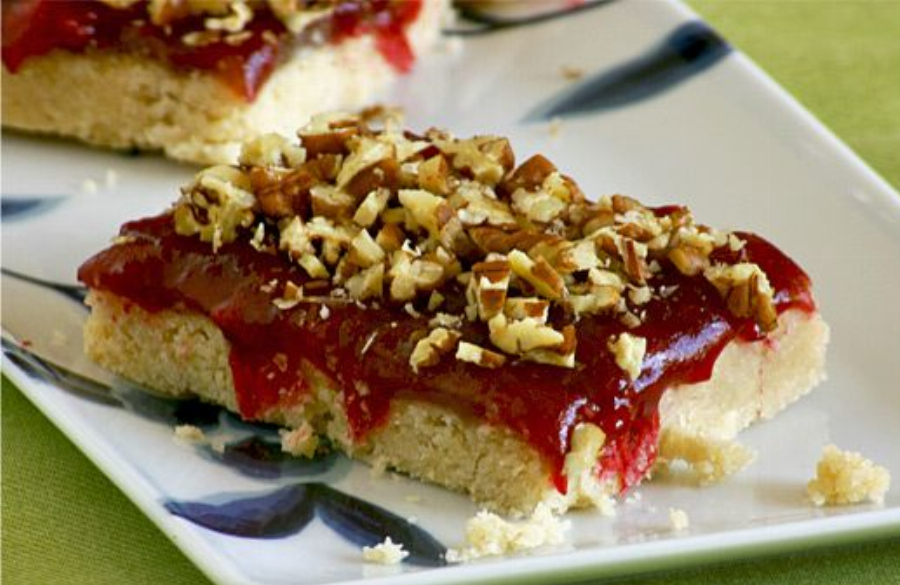 Cranberry Bars with Chestnut Spread and Crushed Pecans