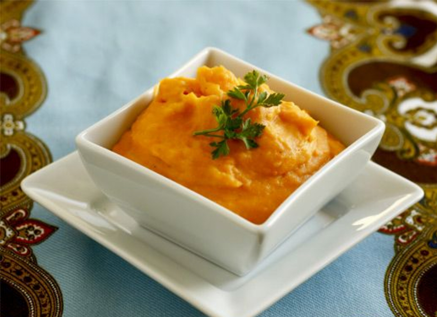 Sweet Mashed Potatoes with Maple Syrup Roasted Bananas