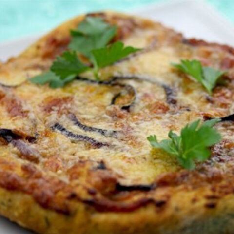 Indian Pizza Recipe: Tomato Chutney Pizza