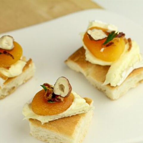 Apricot Brie Appetizer Recipe