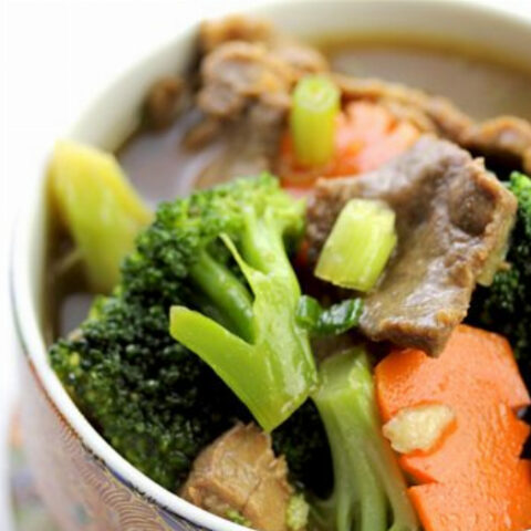 Vietnamese Beef and Broccoli Recipe (Thit Bo Xao)